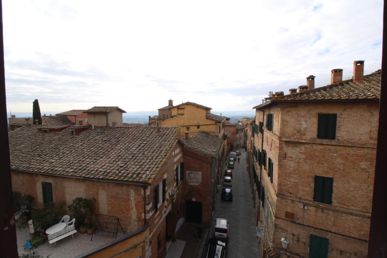 Nora'S House Apartamento Siena Exterior foto